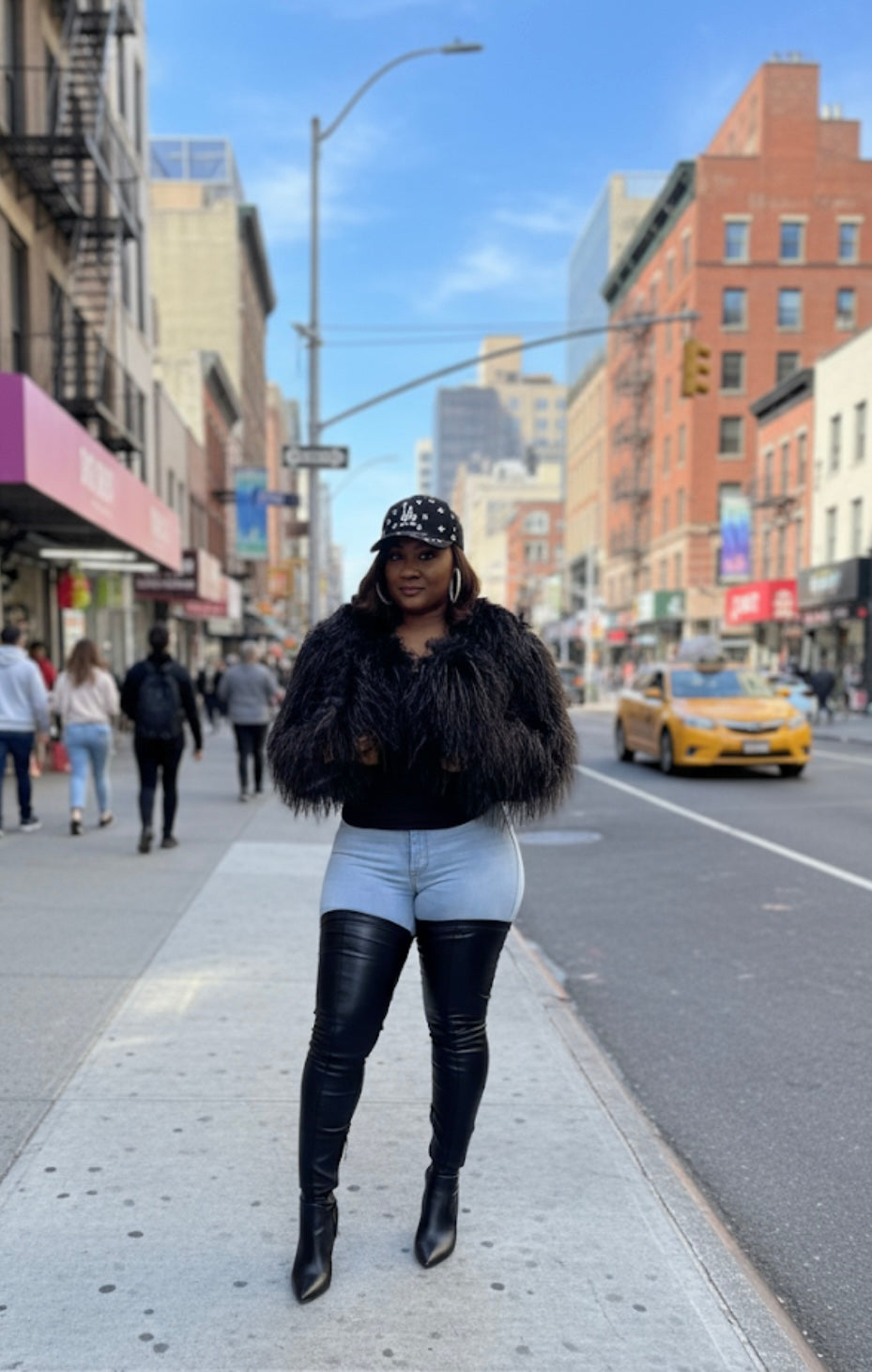 City Girl faux fur jacket ( Black)